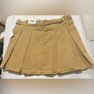 Steve Madden Tan Pleated Mini Skirt